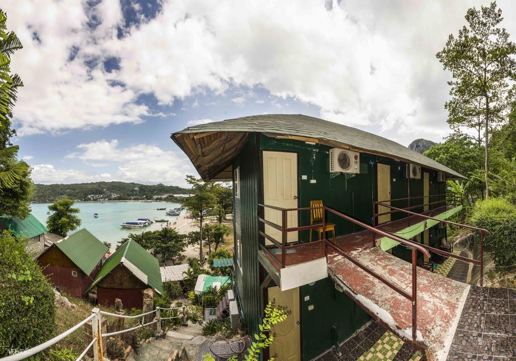 Phi Phi Good View Hotel Exterior photo