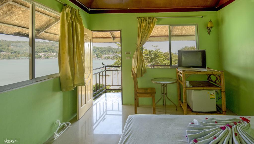 Phi Phi Good View Hotel Exterior photo